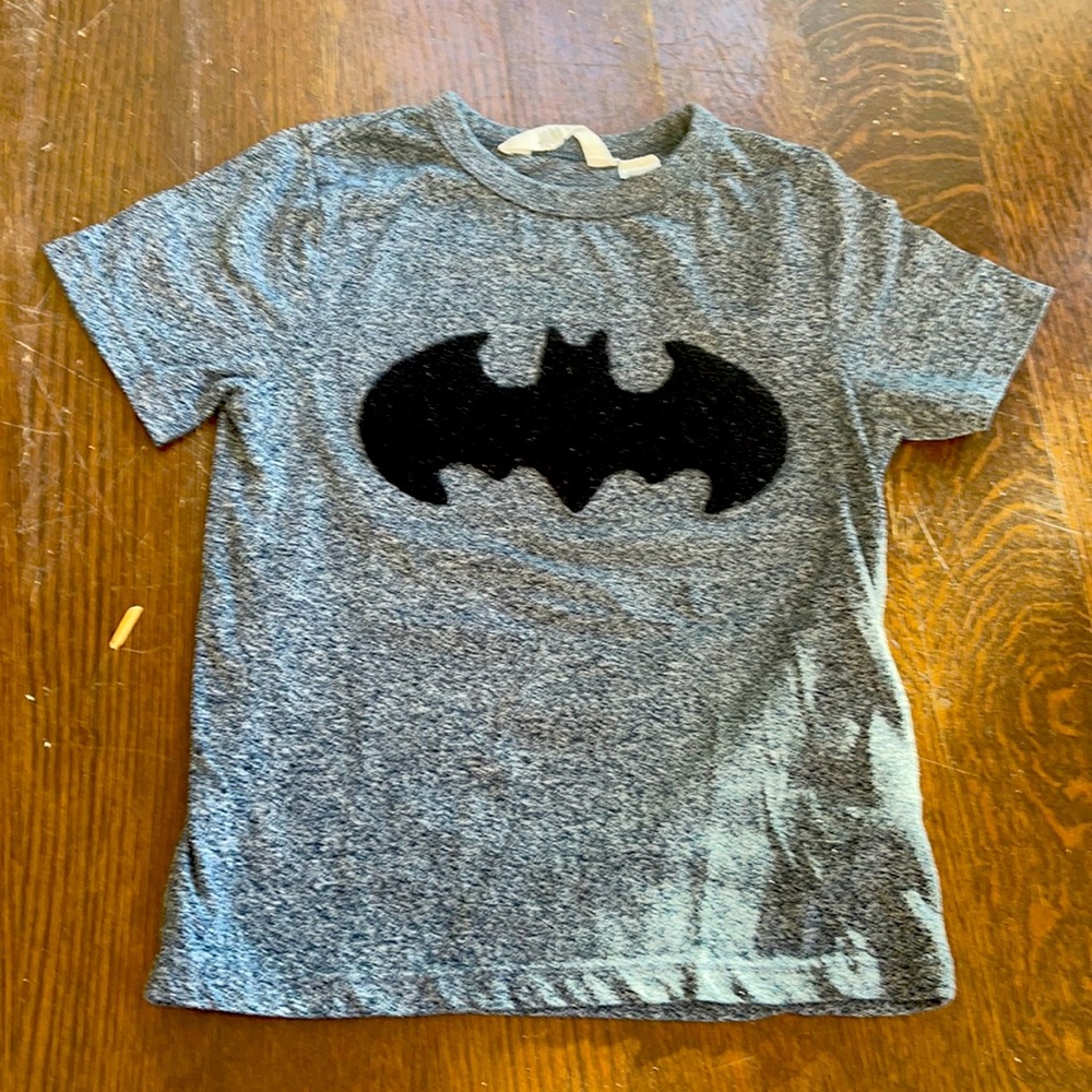 H&M Boys Batman Tee Shirt- size 4